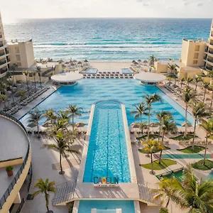 Курортный комплекс The Royal Sands &, Канкун
